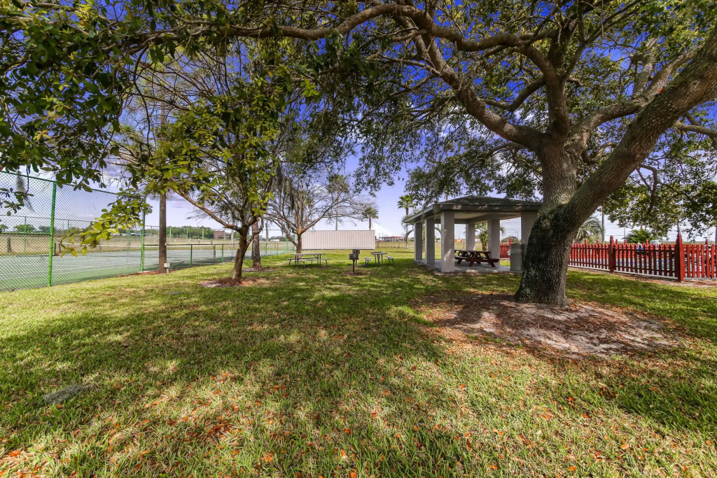 Rodeway Inn & Suites Haines City - Winter Haven