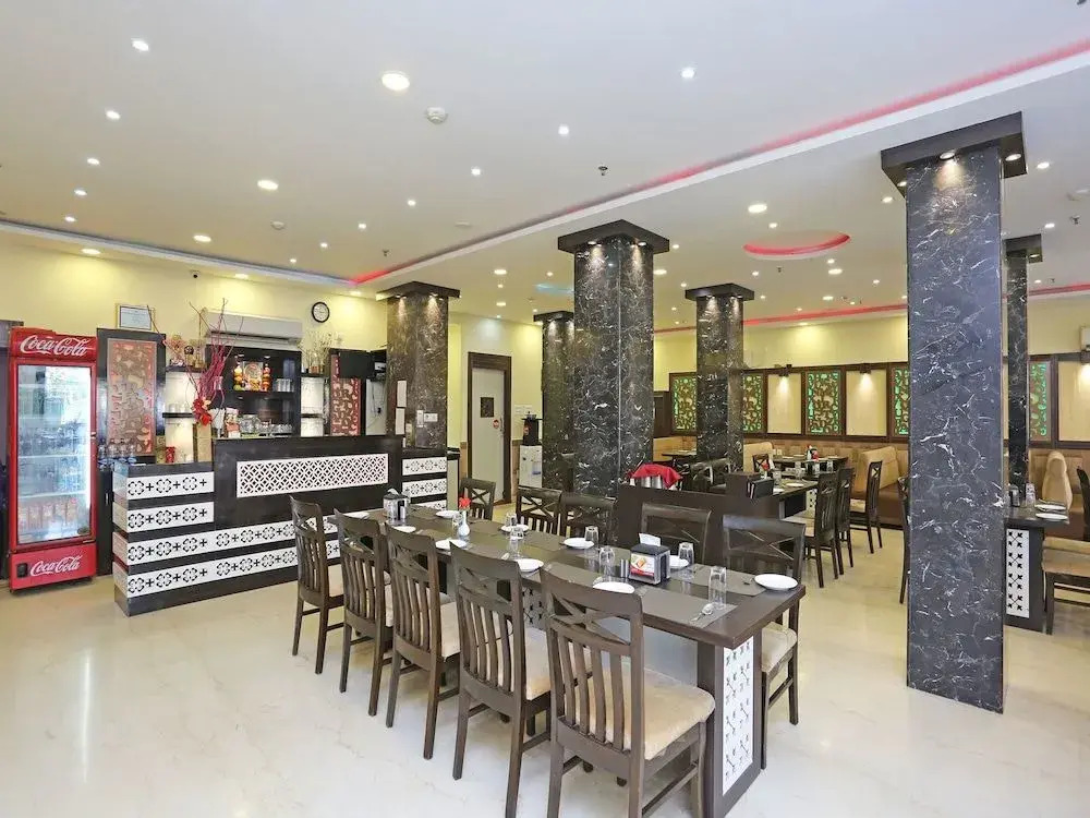 OYO 987 Hotel Pawan Putra