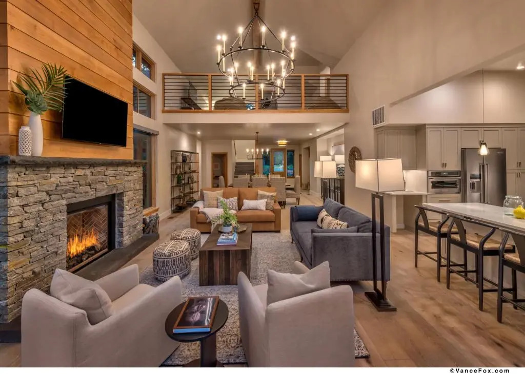 NEW 4BD Residence in the Signature Home Collection at Old Greenwood