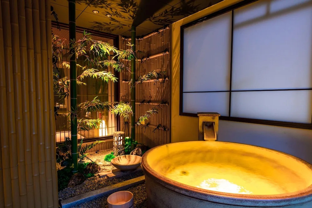 KONJAKUSO Osaka Dotonbori "SHOSHI" "GŌYAKUYA"SPA Stay