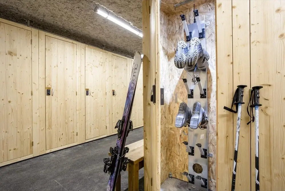 Apartment in Tignes With Slope Access & Spa