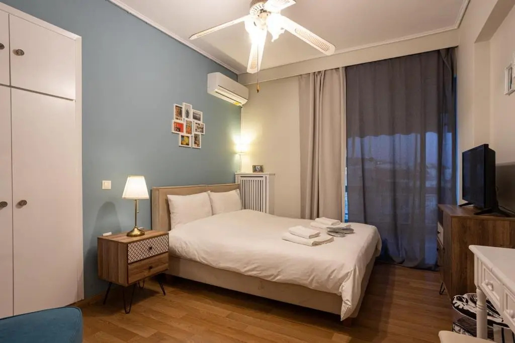 Glyfada golf fourth floor apartment