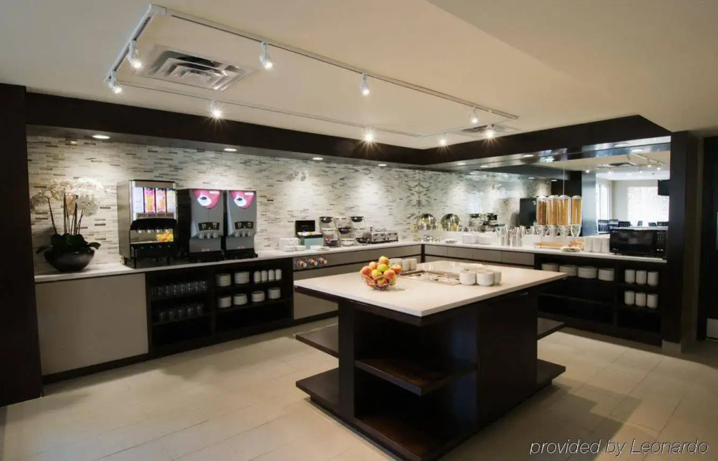 Best Western Plus Victoria Park Suites