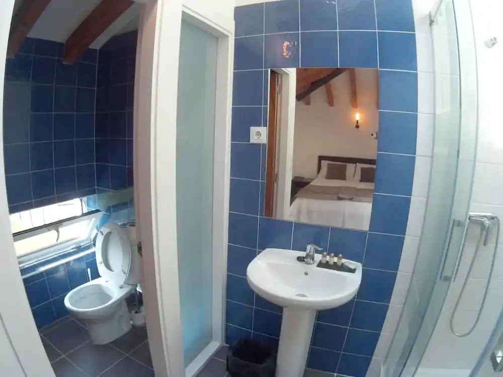 House With 6 Bedrooms in Otañes, With Wonderful Mountain View, Enclosed Garden and Wifi Near the Beach