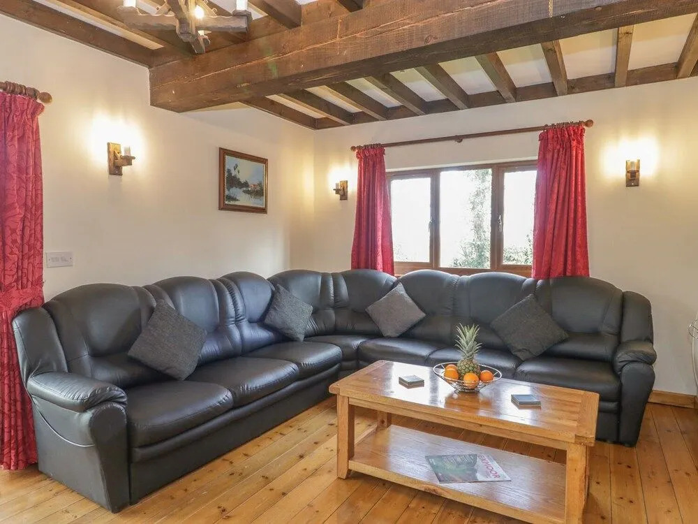 Ash Lodge