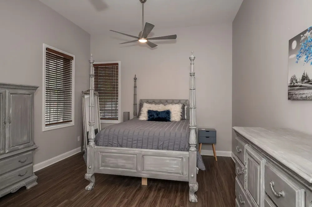 Cozy Cottage 1