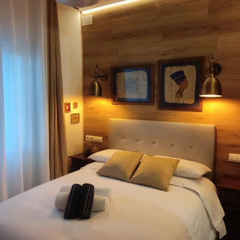 Studios Or Private Rooms