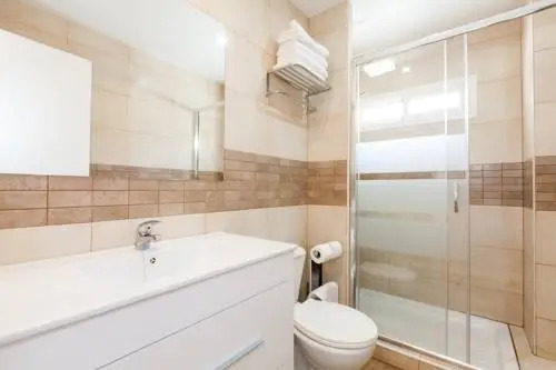 HOB Apartments