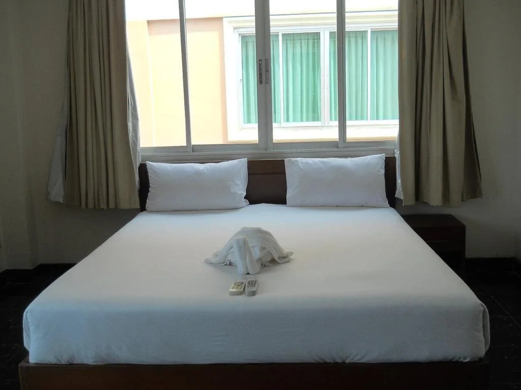 B-13 Motel
