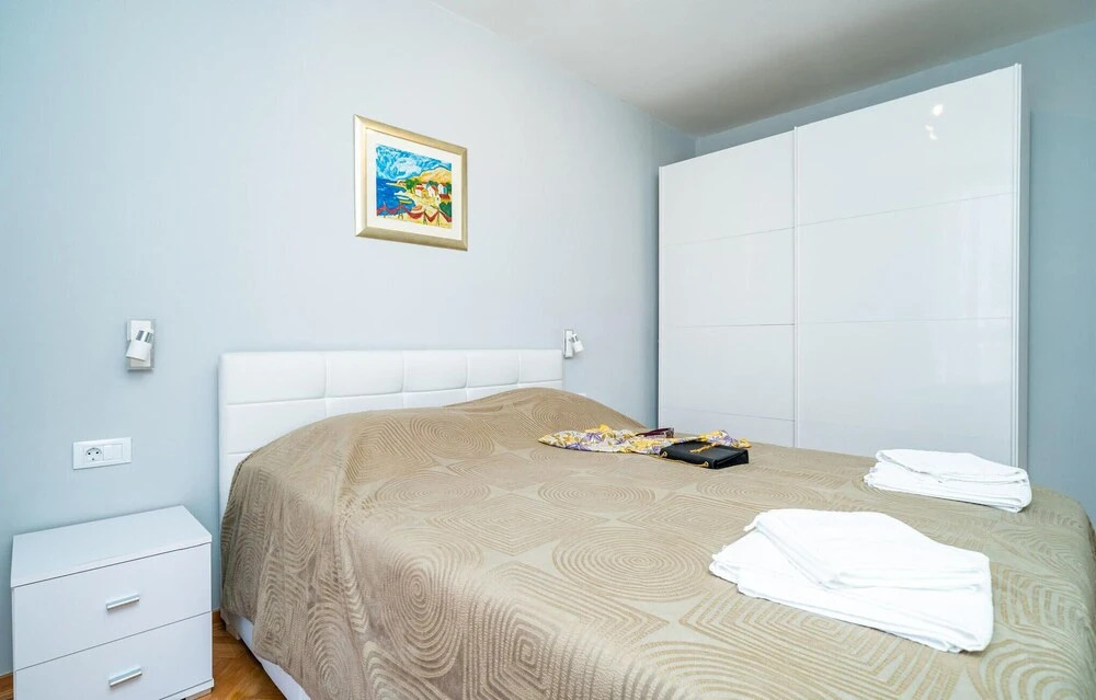 Awesome Apartment in Dubrovnik With 2 Bedrooms and Wifi