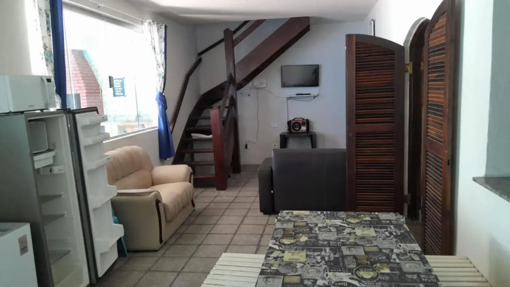 CASA DE PRAIA CARAGUA COM Piscina