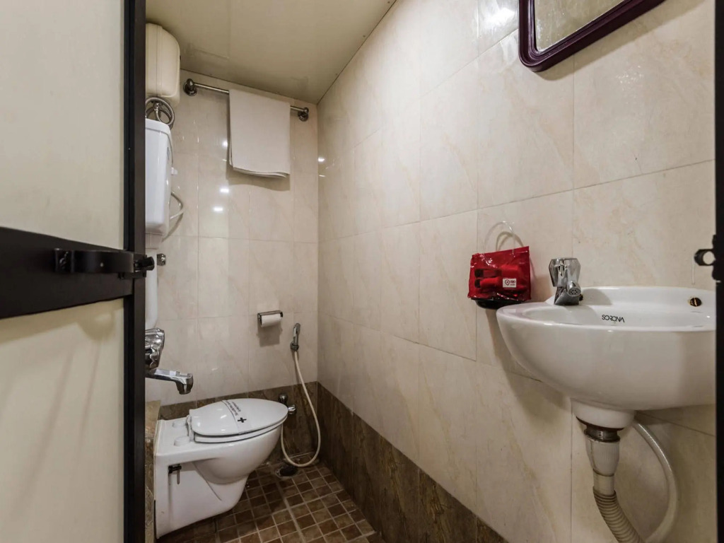 Hotel Sea View Colaba