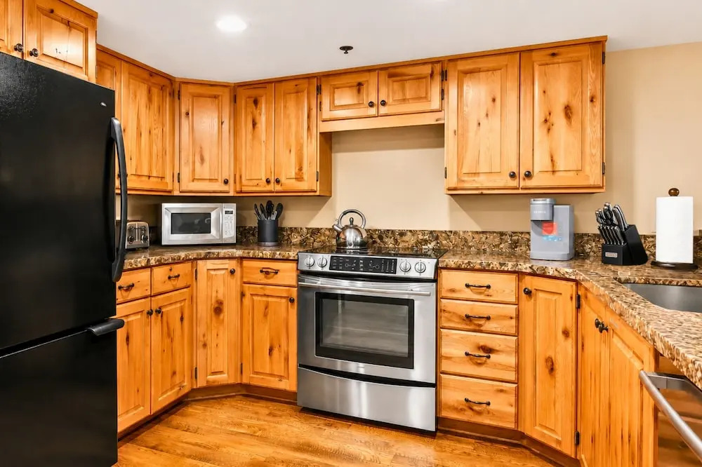 Private 3-Bedroom Townhome w/ Hot Tub | CCT-2180 by KBM