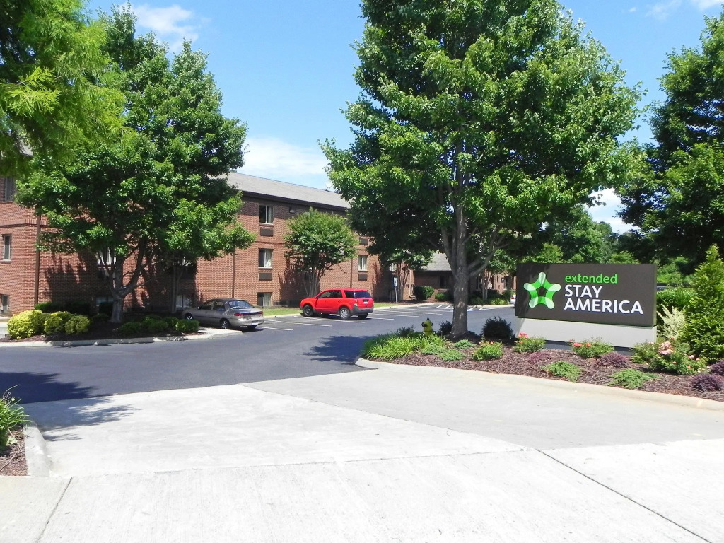 Extended Stay America - Charlotte - University Place - E. McCullough Dr.