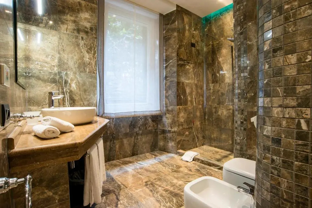 Via Veneto Suites