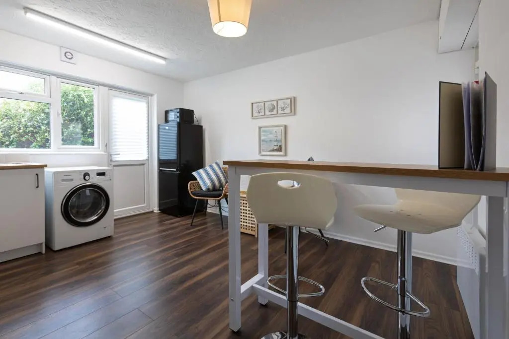 1-Bedroom Apartment with a Private Garden, beach 5-min walk