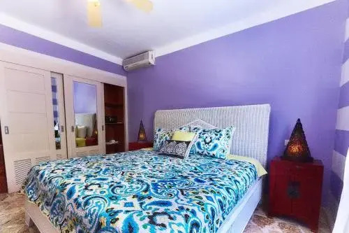 Beach Villas & Apartments Larimar