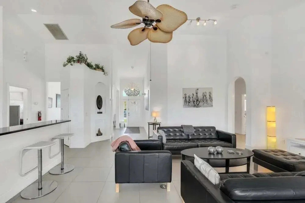 Beautiful Golf Resort & Private Pool Area! 5 Bedroom Villa