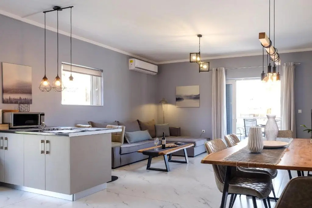Oreon Suites - Usia