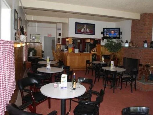 Fullerton Inn