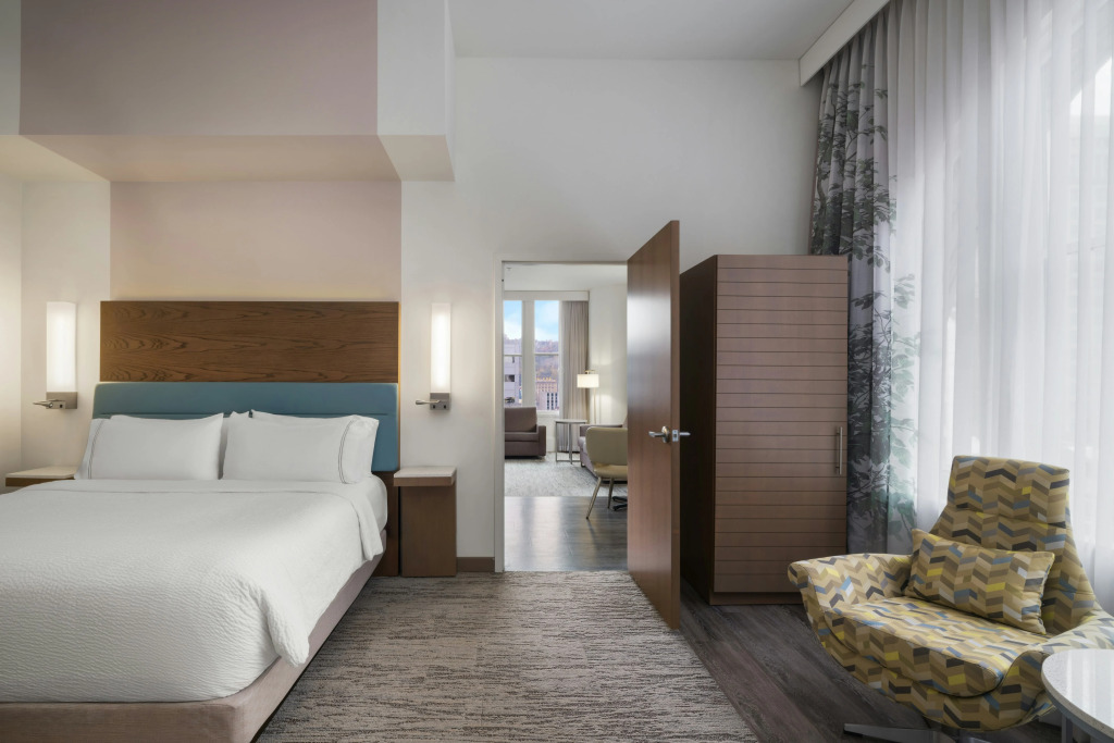 EVEN Hotel Pittsburgh Downtown by IHG