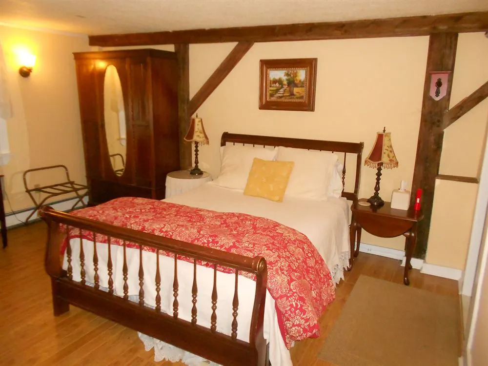 Eastman Inn