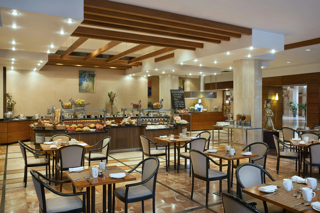 Hilton Yaounde