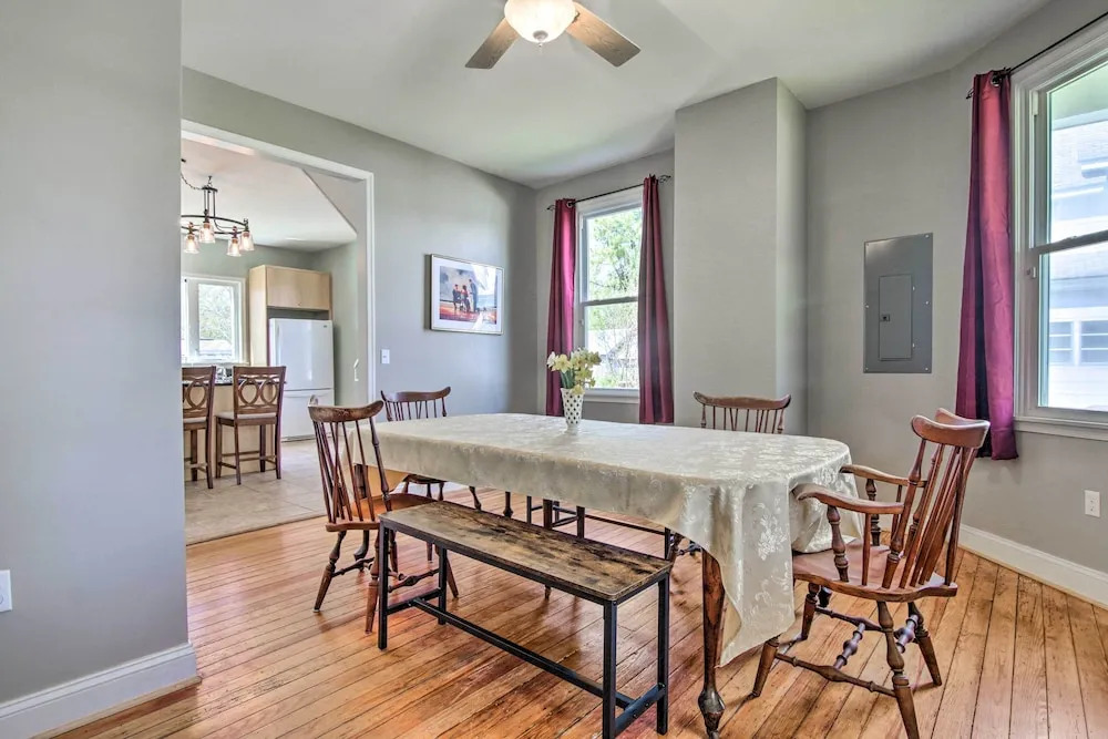 Family-friendly Cambridge Home w/ Fire Pit!