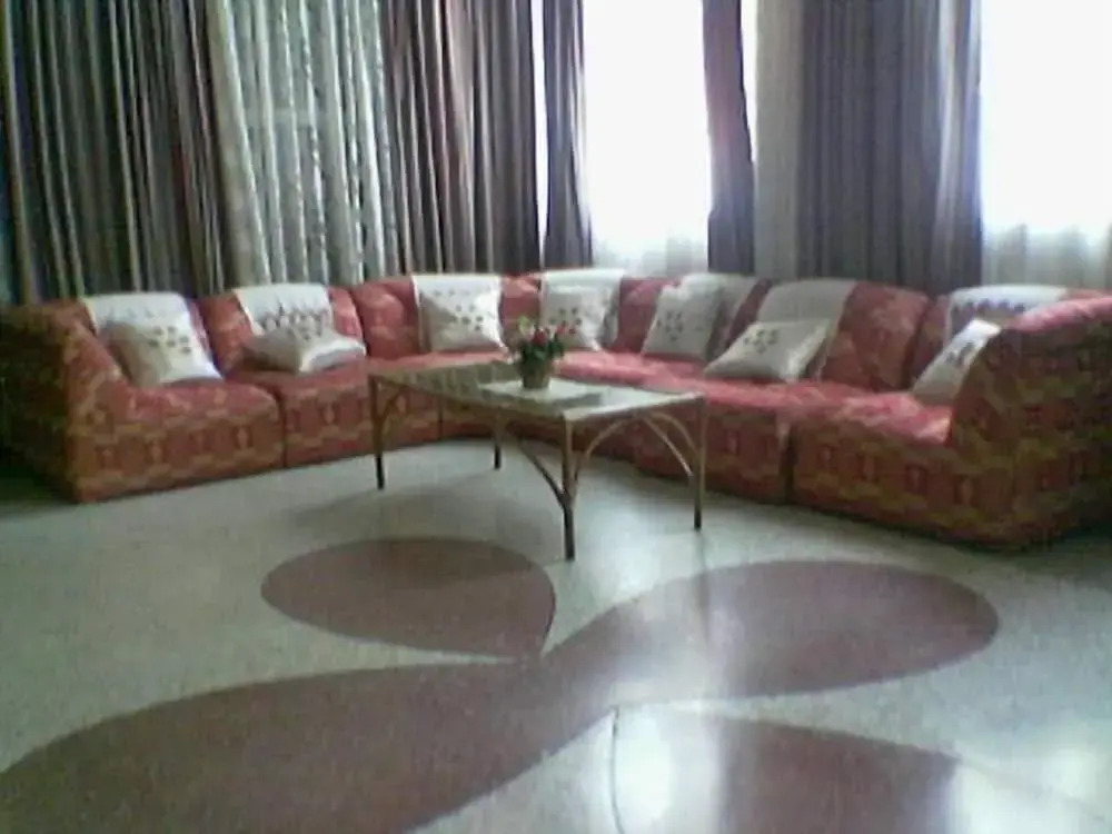 Eastoment Hotel