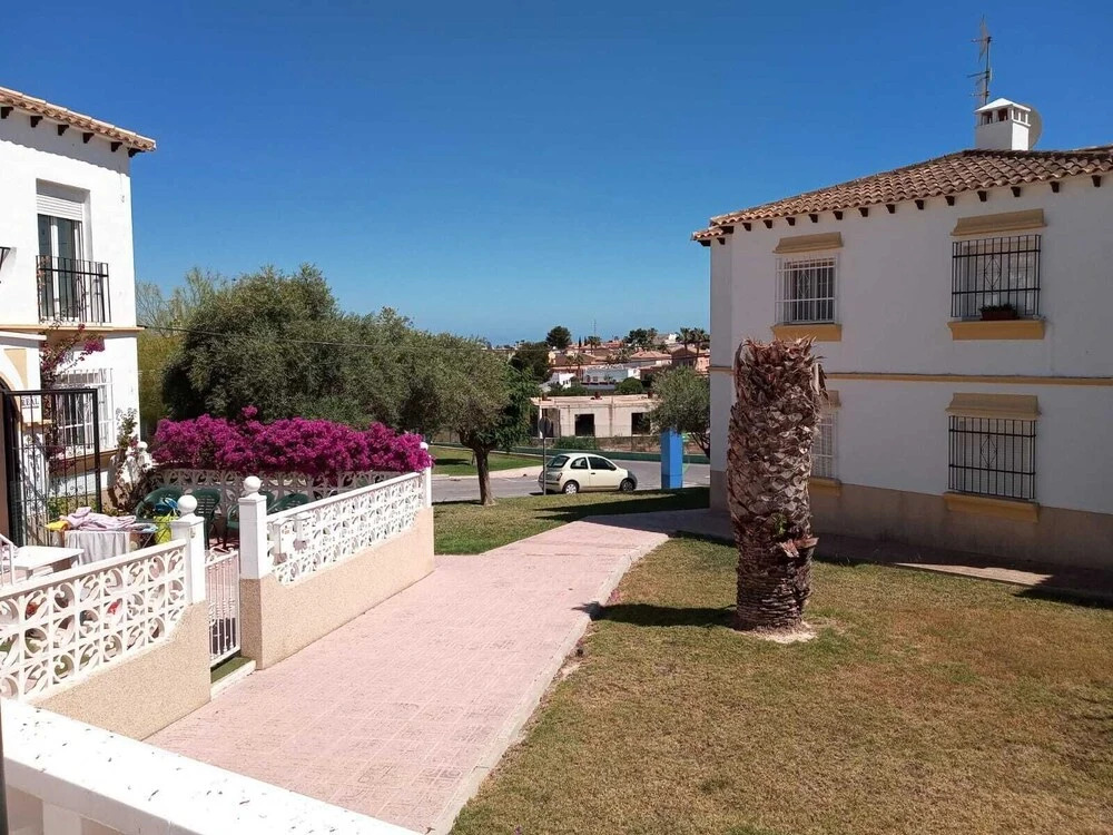 Little Quiet House in the Neighborhood of Campoamor
