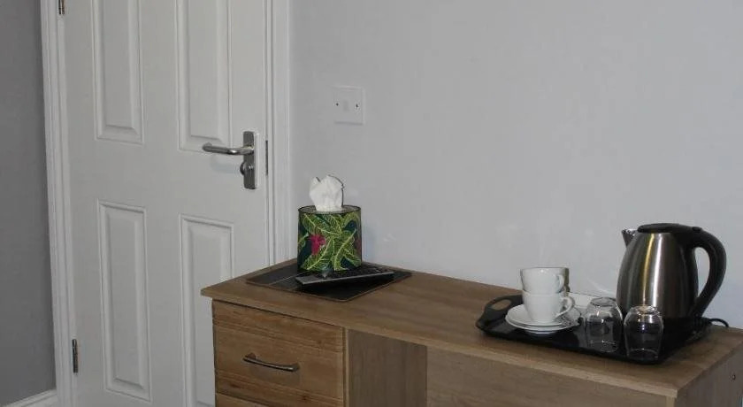 Melbourne House Hotel