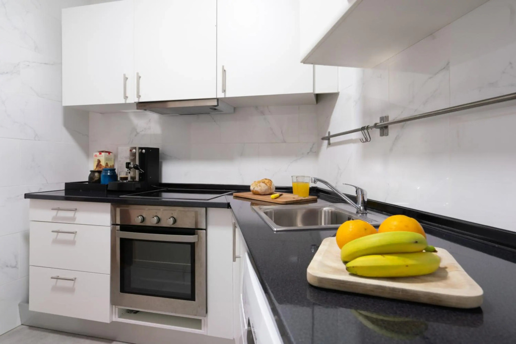 ESM Rental - Boavista Yellow 4BDR
