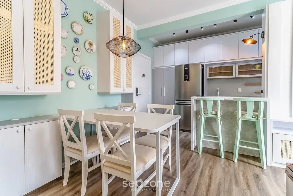 Apt w/ Gourmet Balcony 800m From the Beach Cbe0201