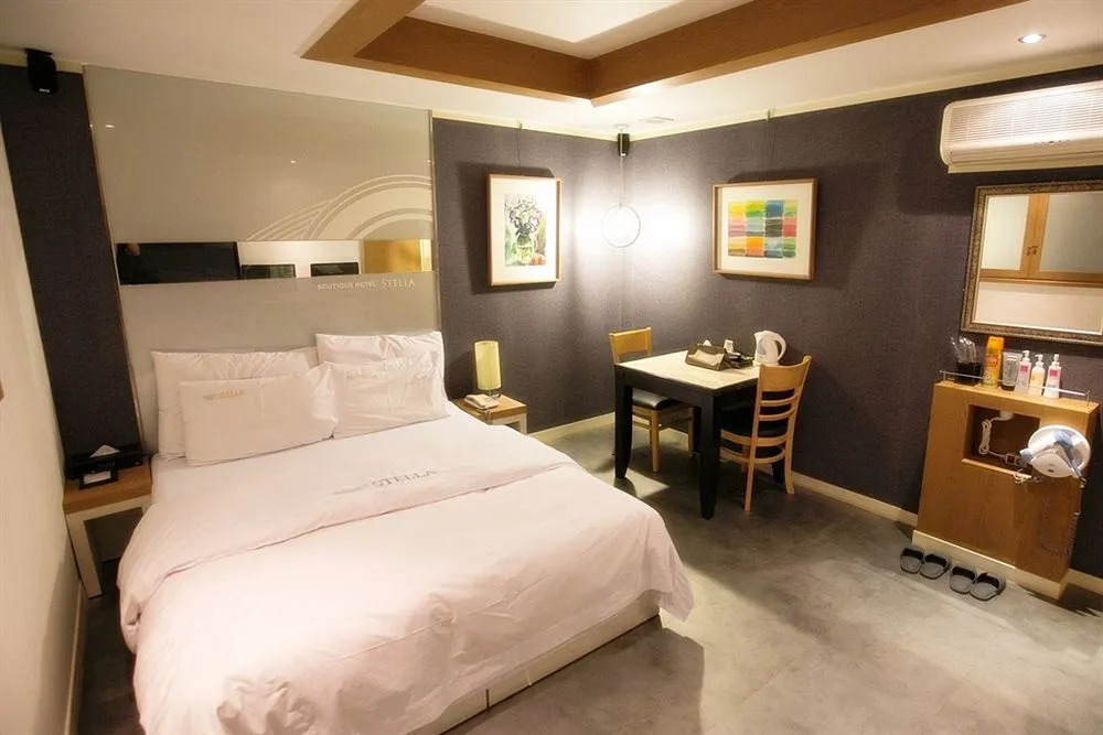 Stella Hotel