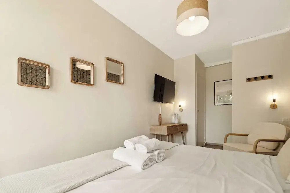 Modern Apartment sea View -2br-4p- Saint-tropez