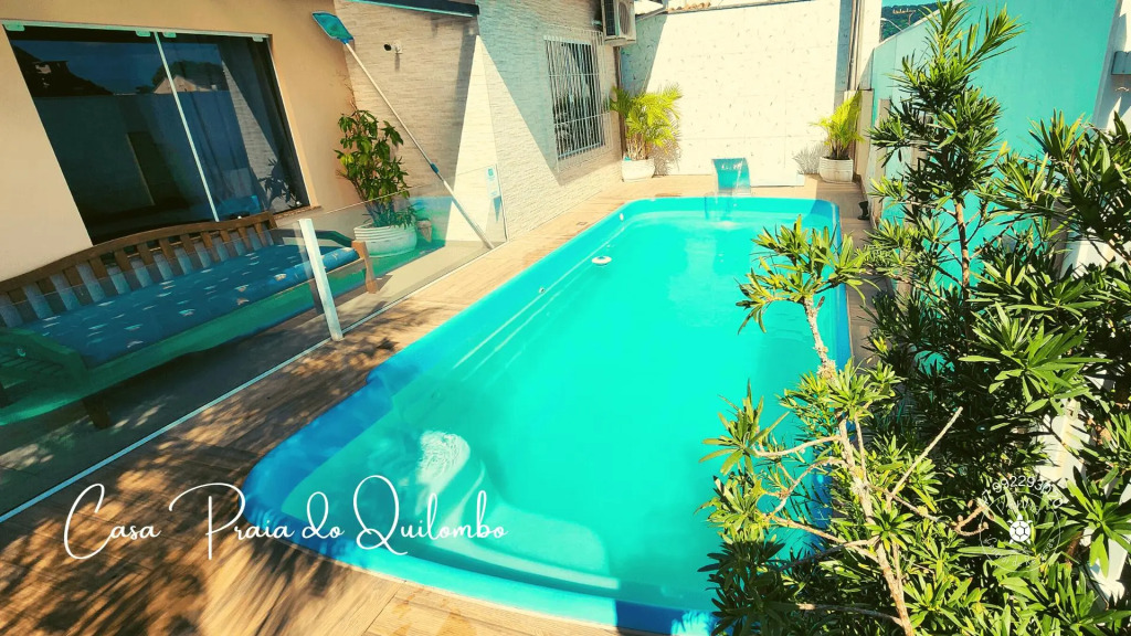 Casa Com Piscina, Para Até 10 Pessoas, 700 Metros Da Praia, 4km Do Beto Carrero