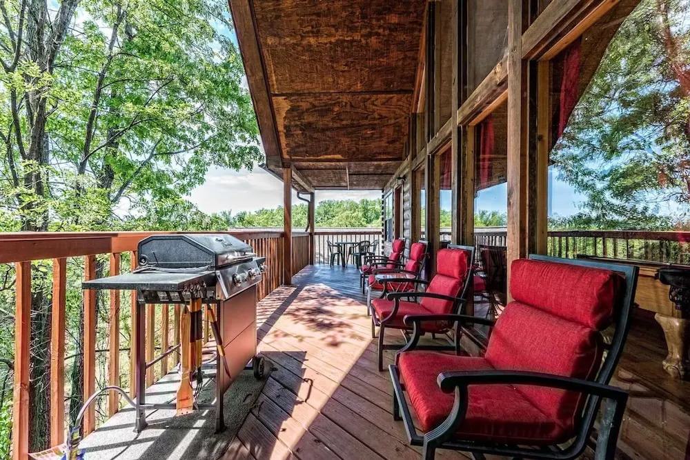 Smoky Mtn Lux Cabin Hot Tub Pool Views