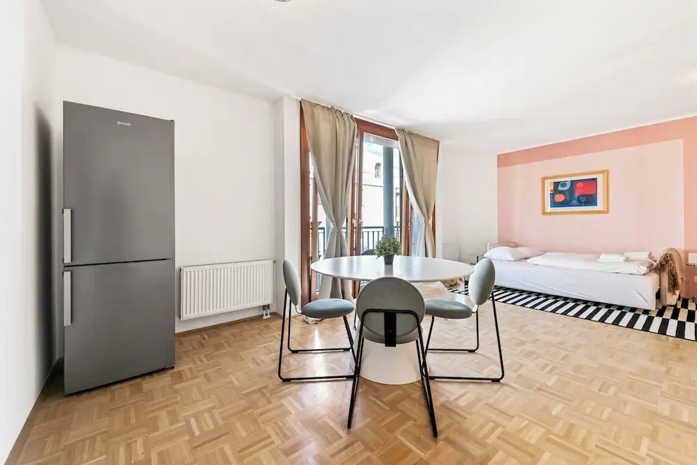 4ty3 Apartments - Naschmarkt City Apartment is calling