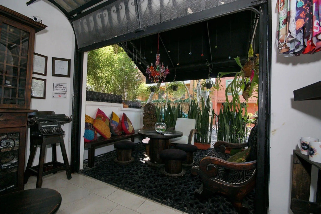 Casa Miraflores