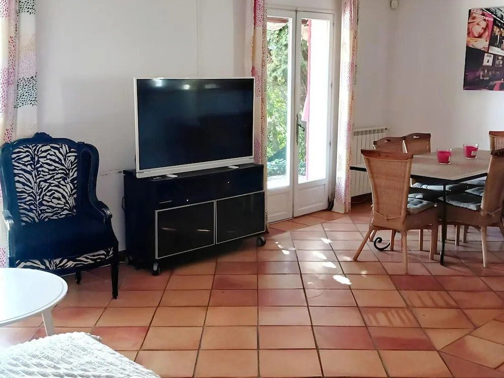 Villa with private pool, garden & panoramic views