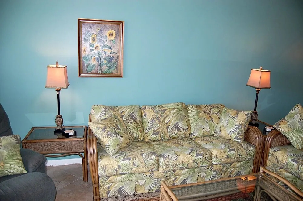 Harbor House 30 condo
