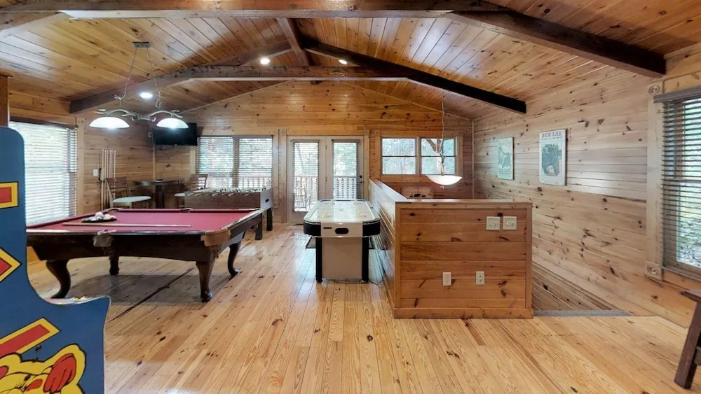 Leisure Time - 2 Br Cabin