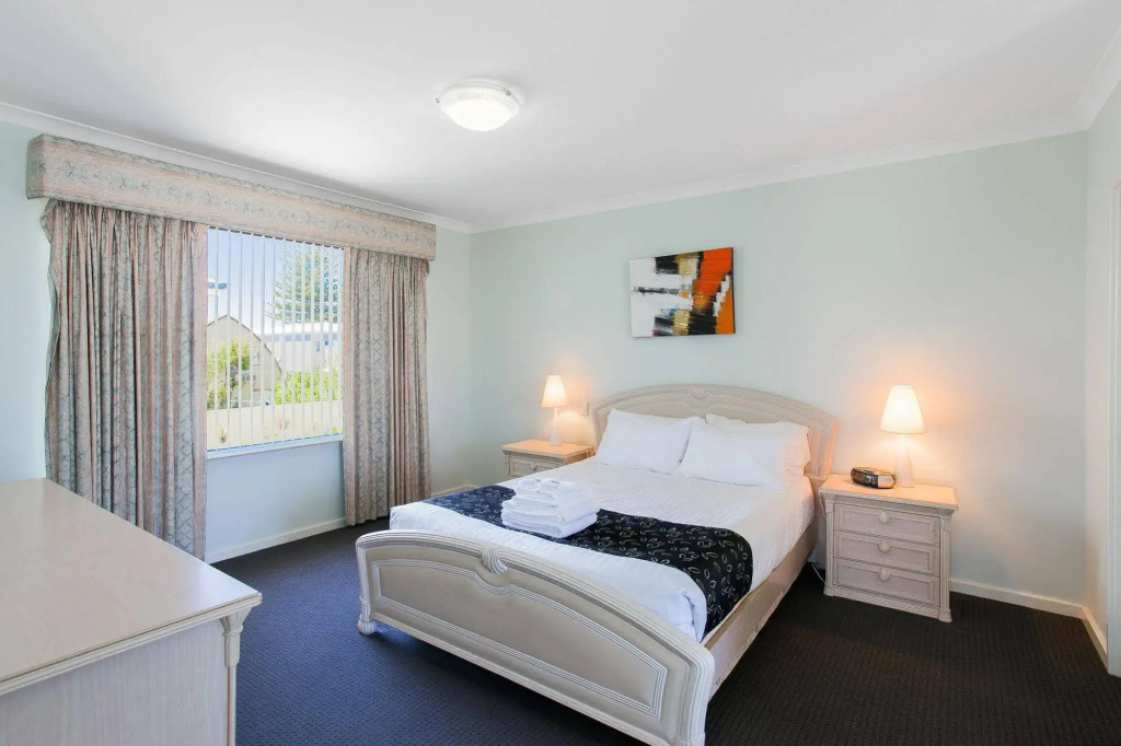 Seahaven by Rockingham Apartments