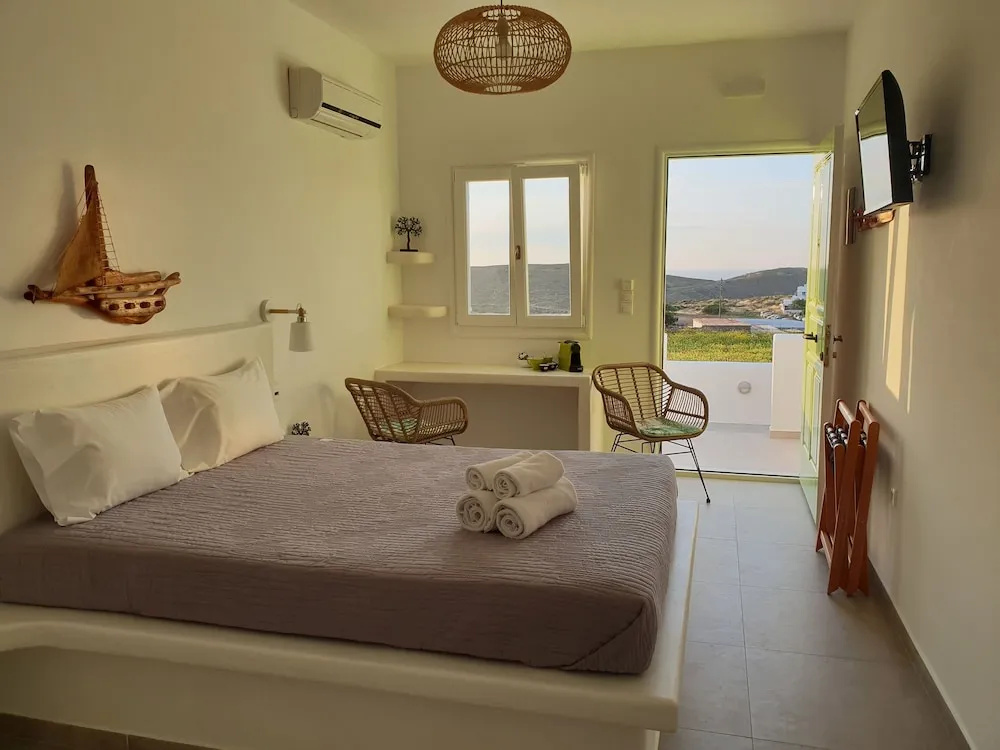 Efthimias Rooms
