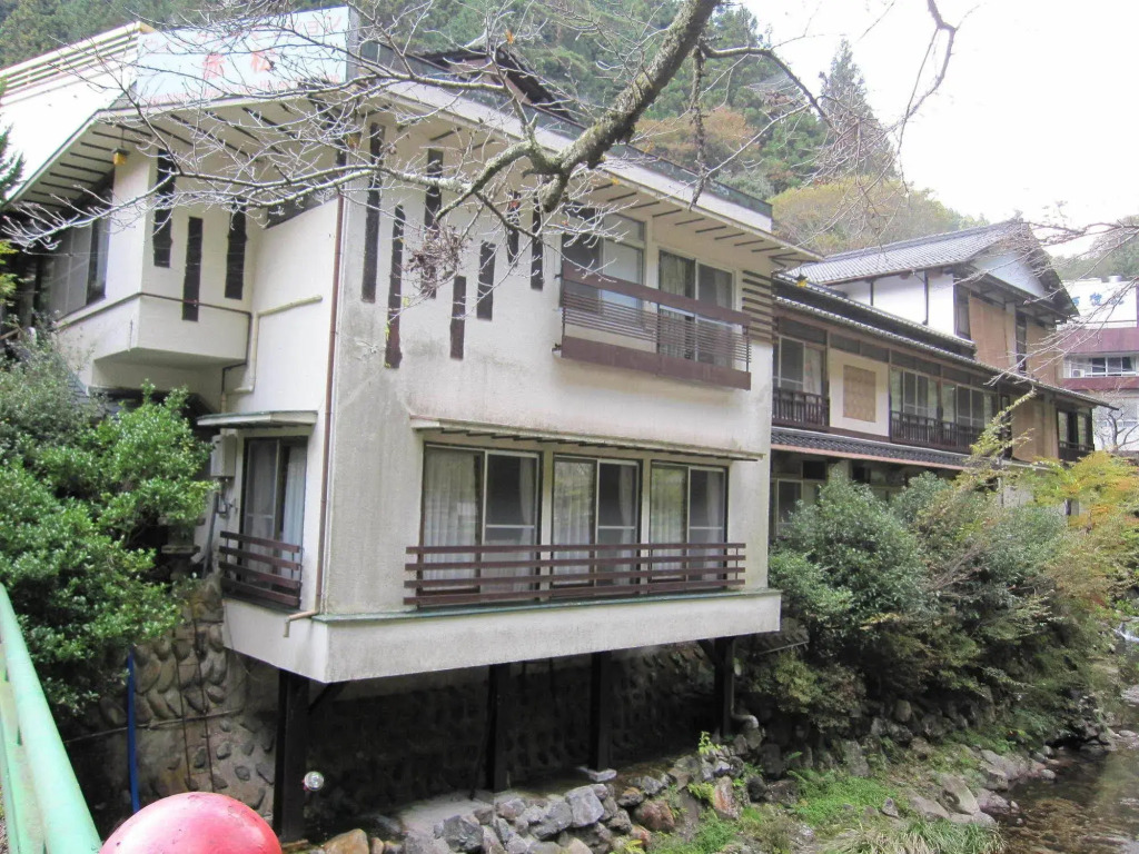 Weekly Spa House Red Pine