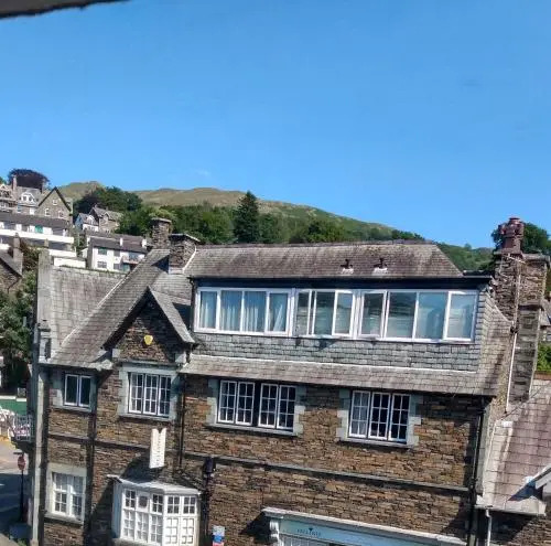 The Lakes B and B