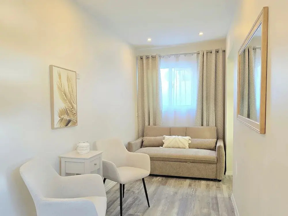 Rooi Santo Residence