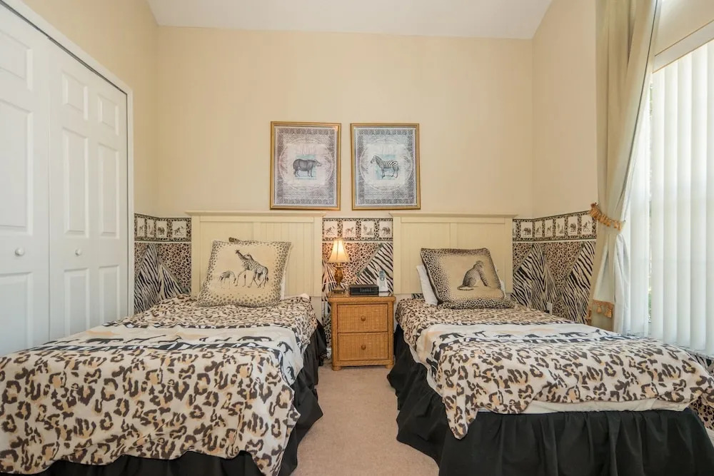 Fc121pp 5 Bedroom Villa in Four Corners