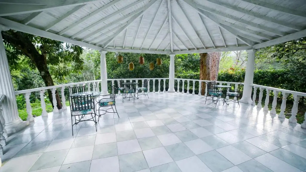 Portón de Occidente by Bernalo Hotels