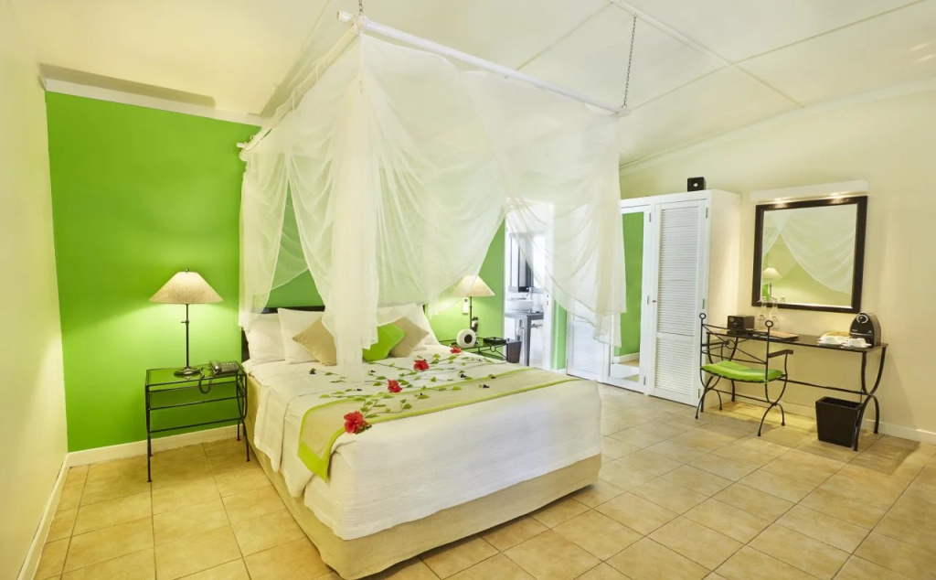 Kuredu Island Resort & Spa